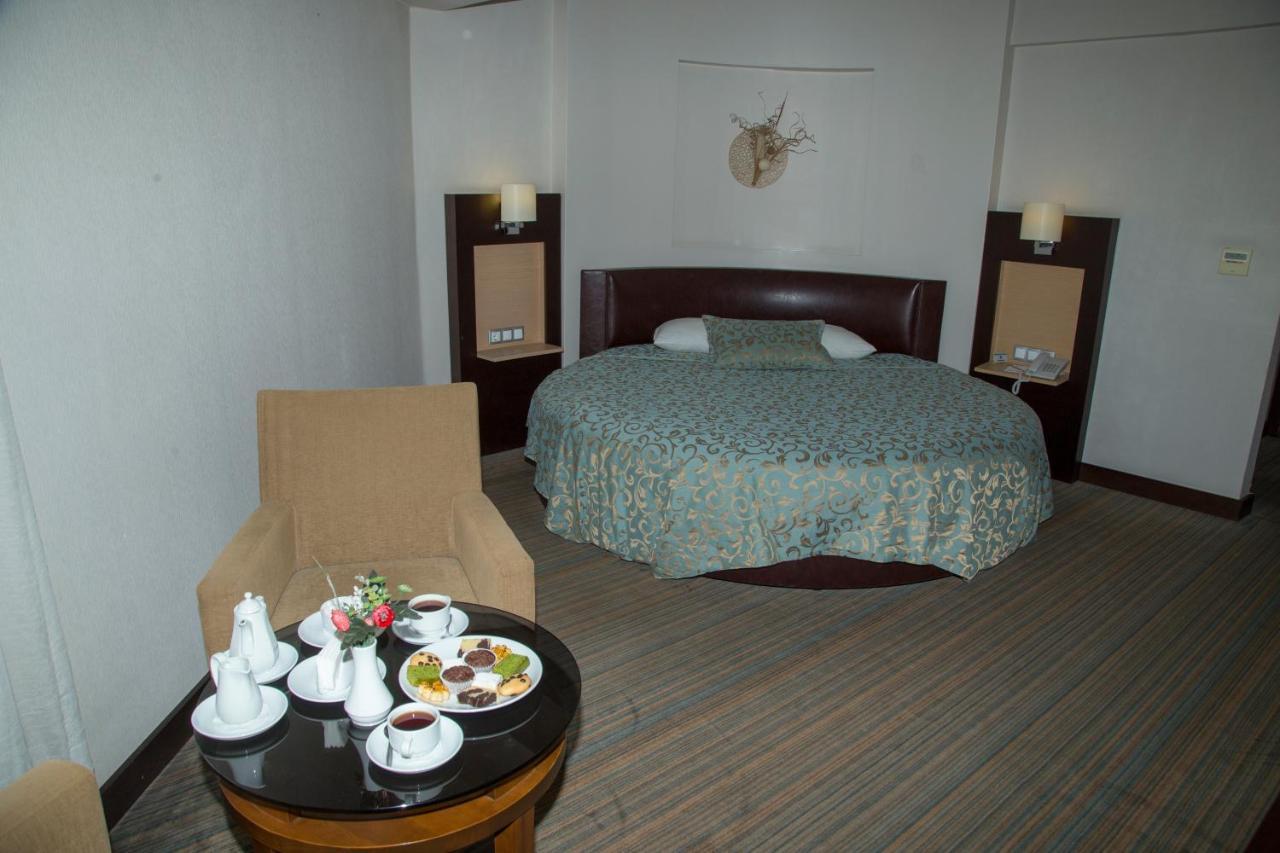 Mom Hotel İzmir Eksteriør bilde