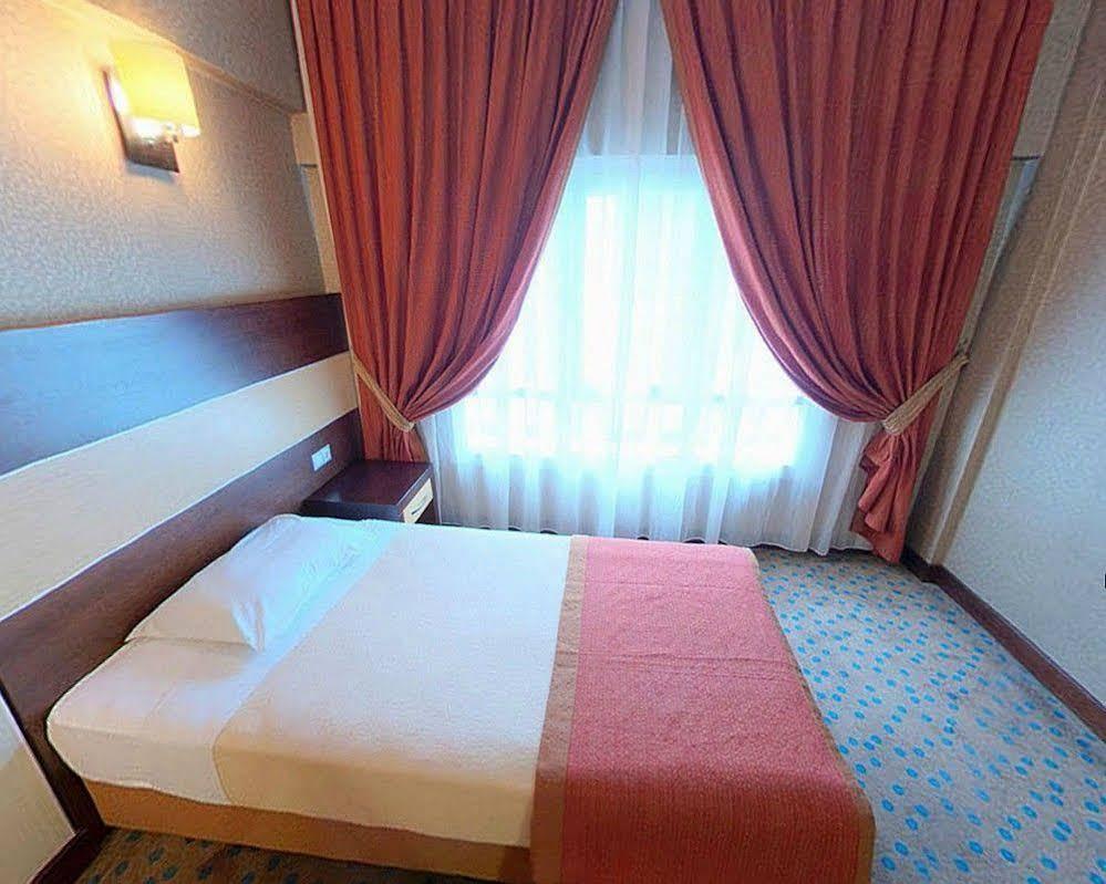 Mom Hotel İzmir Eksteriør bilde